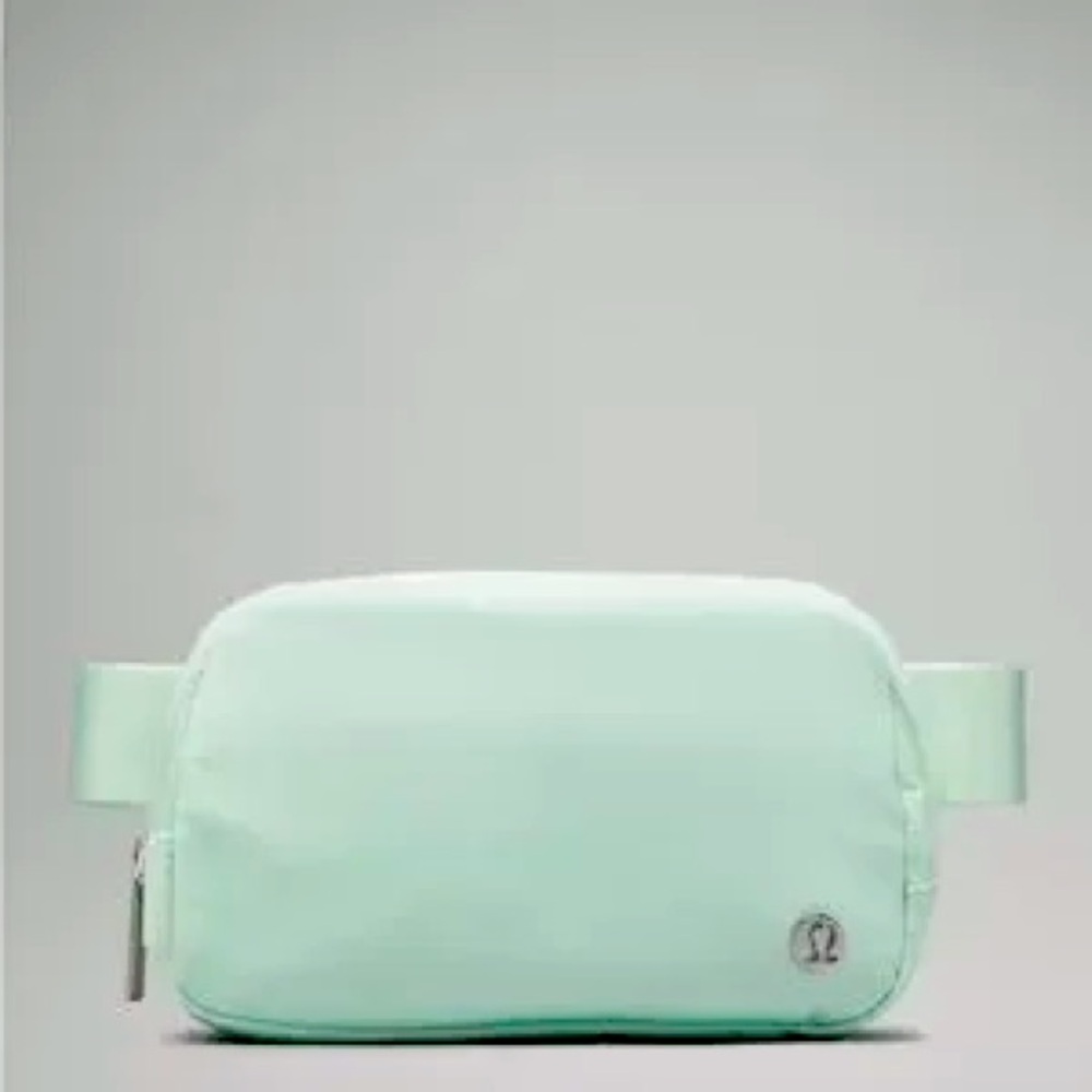 Lululemon Mint Moment 1L Everywhere Belt Bag